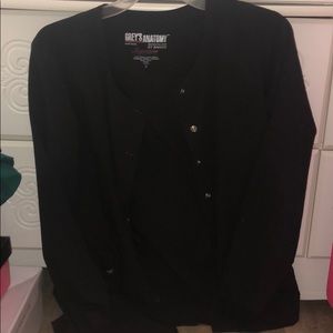 Greys anatomy black jacket scrub